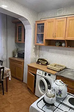 Satılır 4 otaqlı mənzil 105 m²