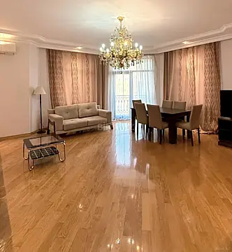 Kirayə verilir 4 otaqlı mənzil 183 m²