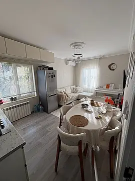Satılır 2 otaqlı mənzil 45 m²