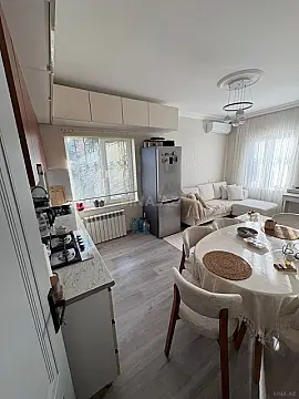 Satılır 2 otaqlı mənzil 45 m²