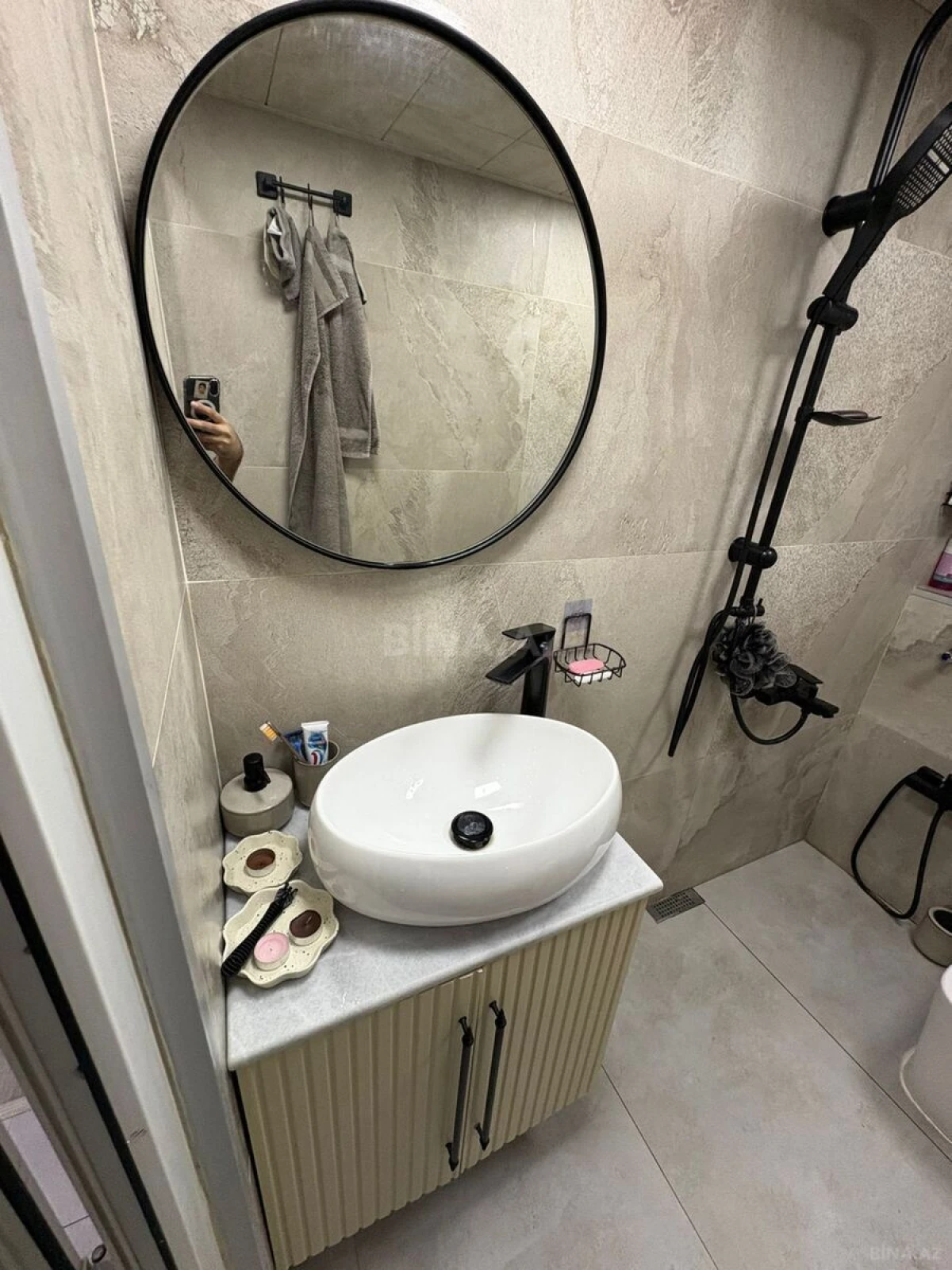 Satılır 2 otaqlı mənzil 45 m²