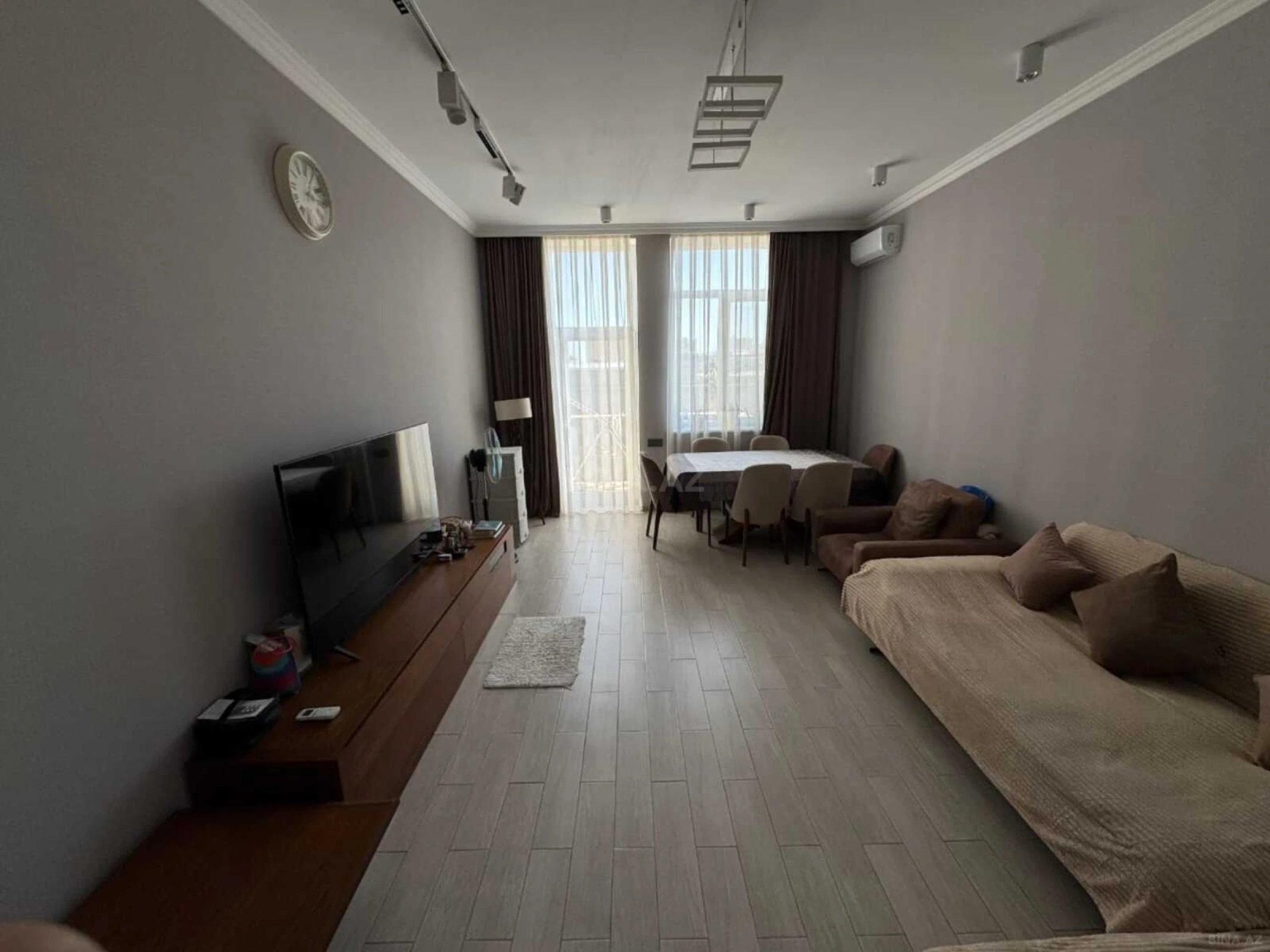 Satılır 3 otaqlı mənzil 110 m²