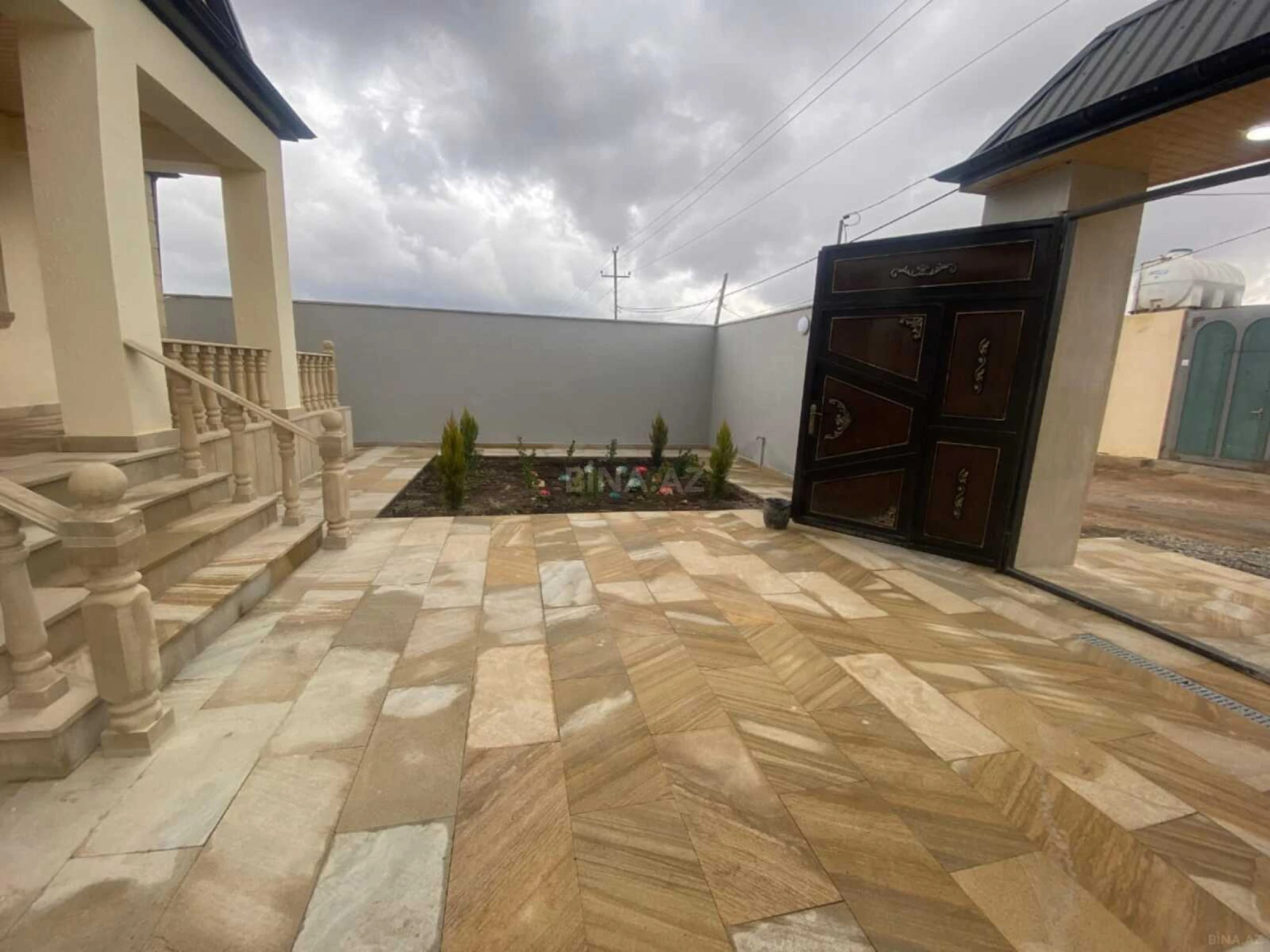 Satılır 3 otaqlı həyət evi 117 m²