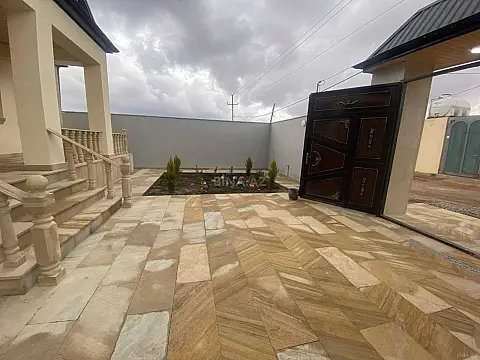 Satılır 3 otaqlı həyət evi 117 m²