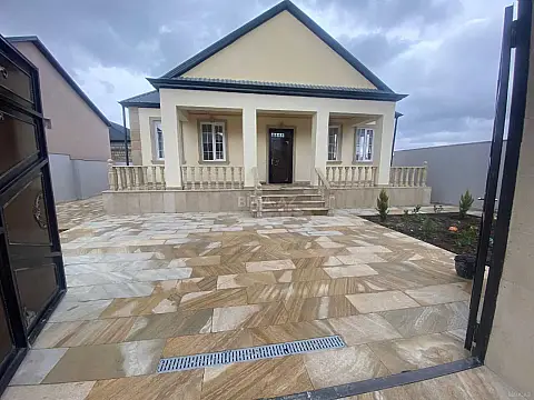 Satılır 3 otaqlı həyət evi 117 m²