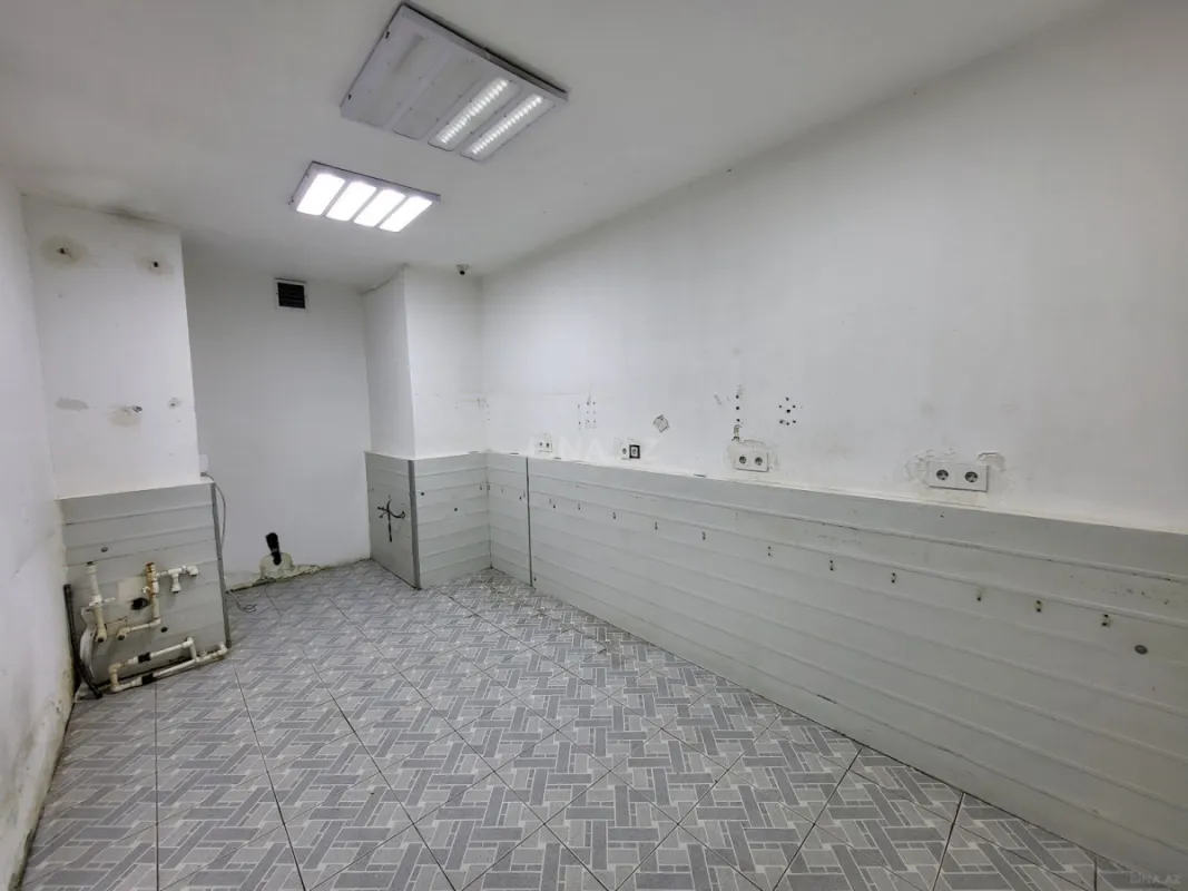 Kirayə verilir obyekt 160 m²