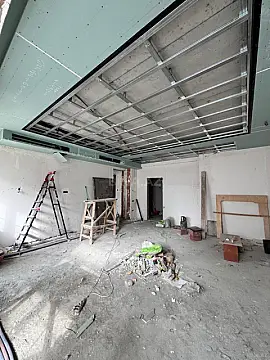 Satılır 4 otaqlı mənzil 250 m²