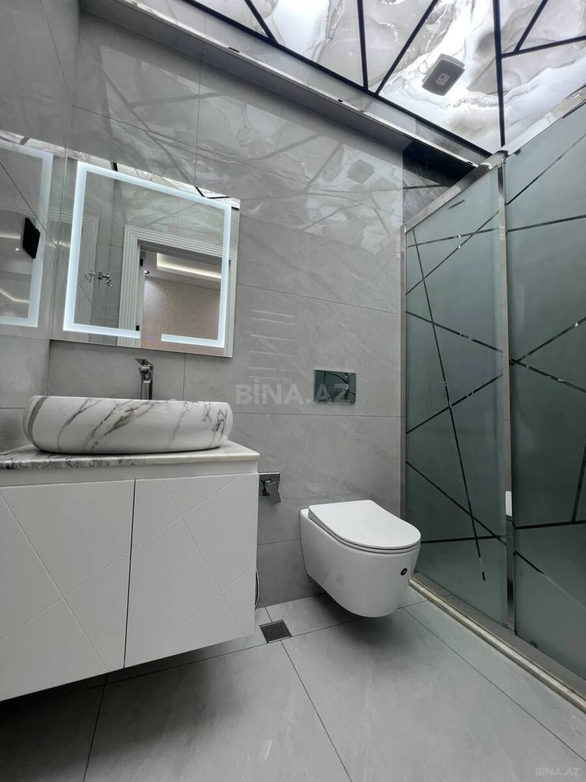 Satılır 3 otaqlı mənzil 84 m²