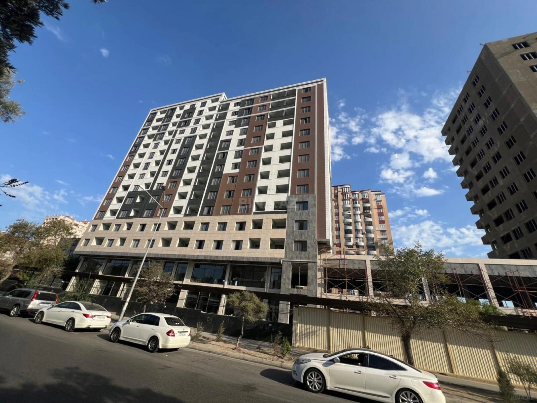 Satılır 3 otaqlı mənzil 84 m²