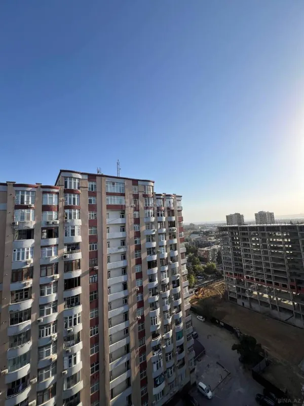 Satılır 3 otaqlı mənzil 84 m²