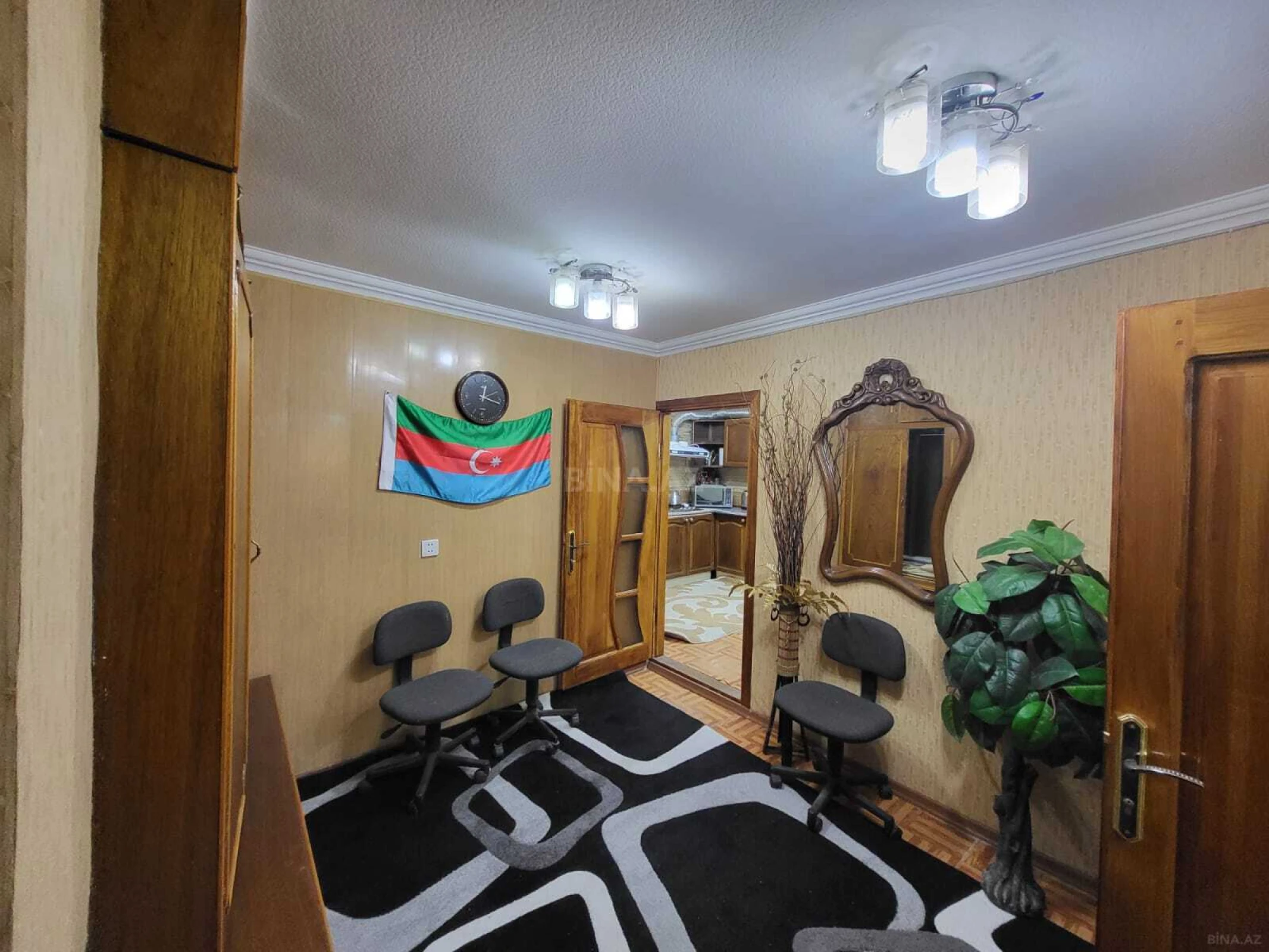 Kirayə verilir 2 otaqlı ofis 60 m²