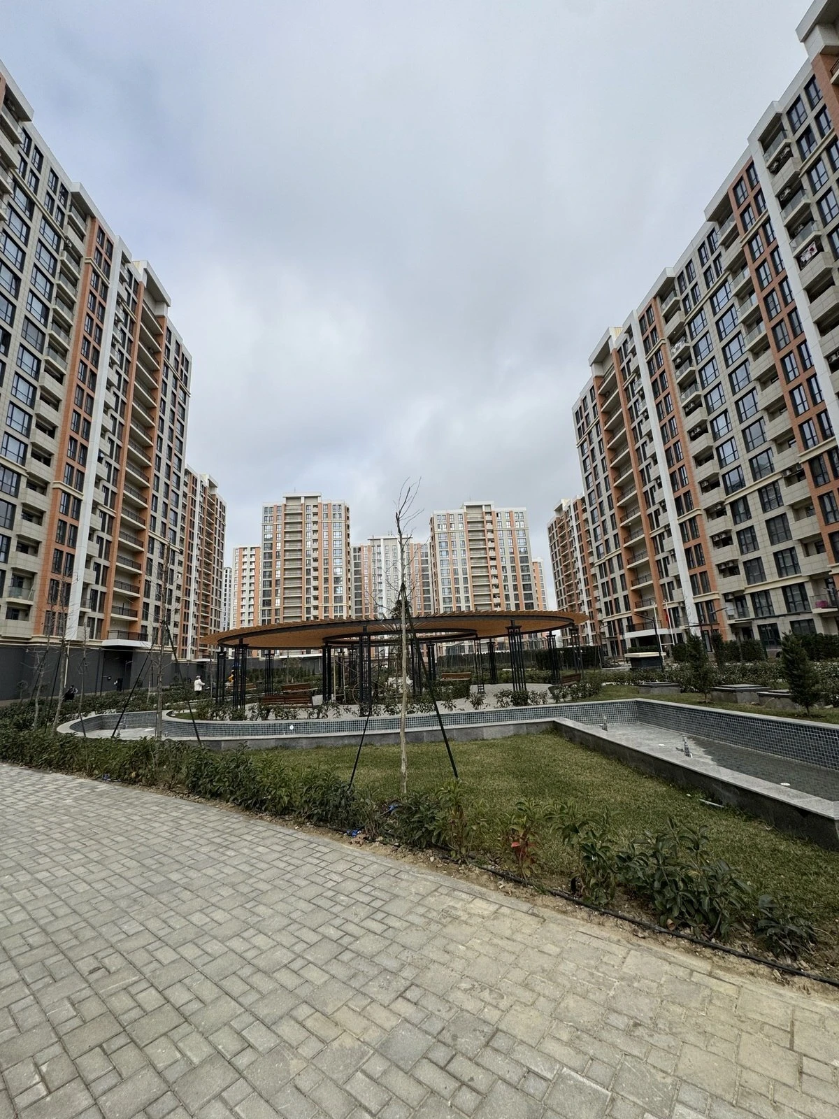 Satılır 2 otaqlı mənzil 53 m²