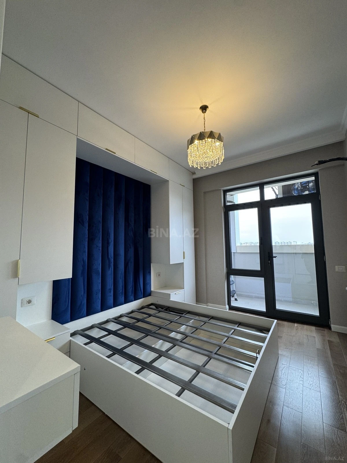 Satılır 2 otaqlı mənzil 53 m²