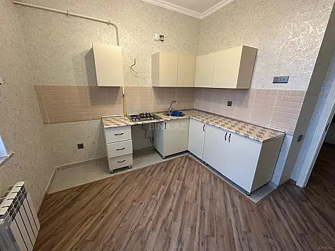 Satılır 2 otaqlı mənzil 83 m²