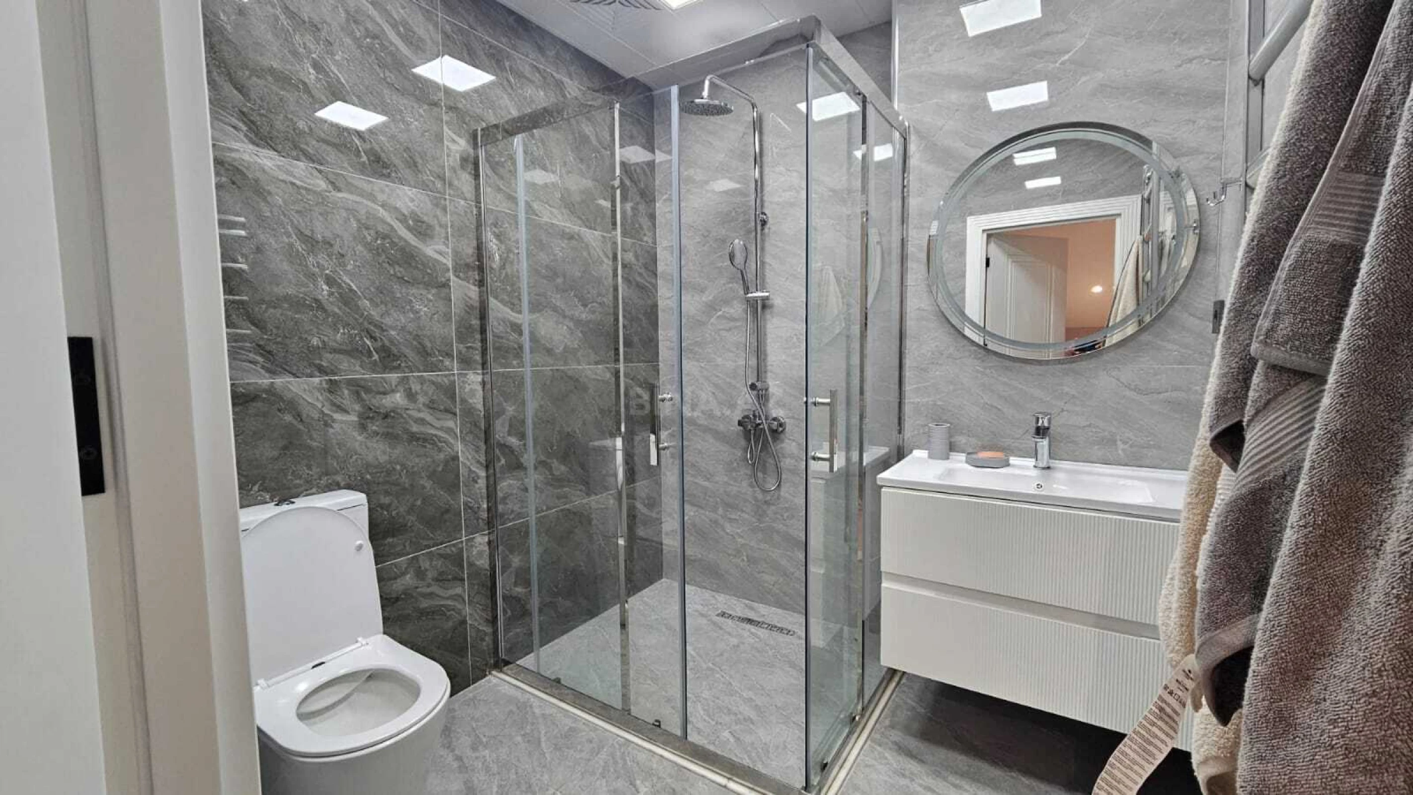 Kirayə verilir 2 otaqlı mənzil 75 m²