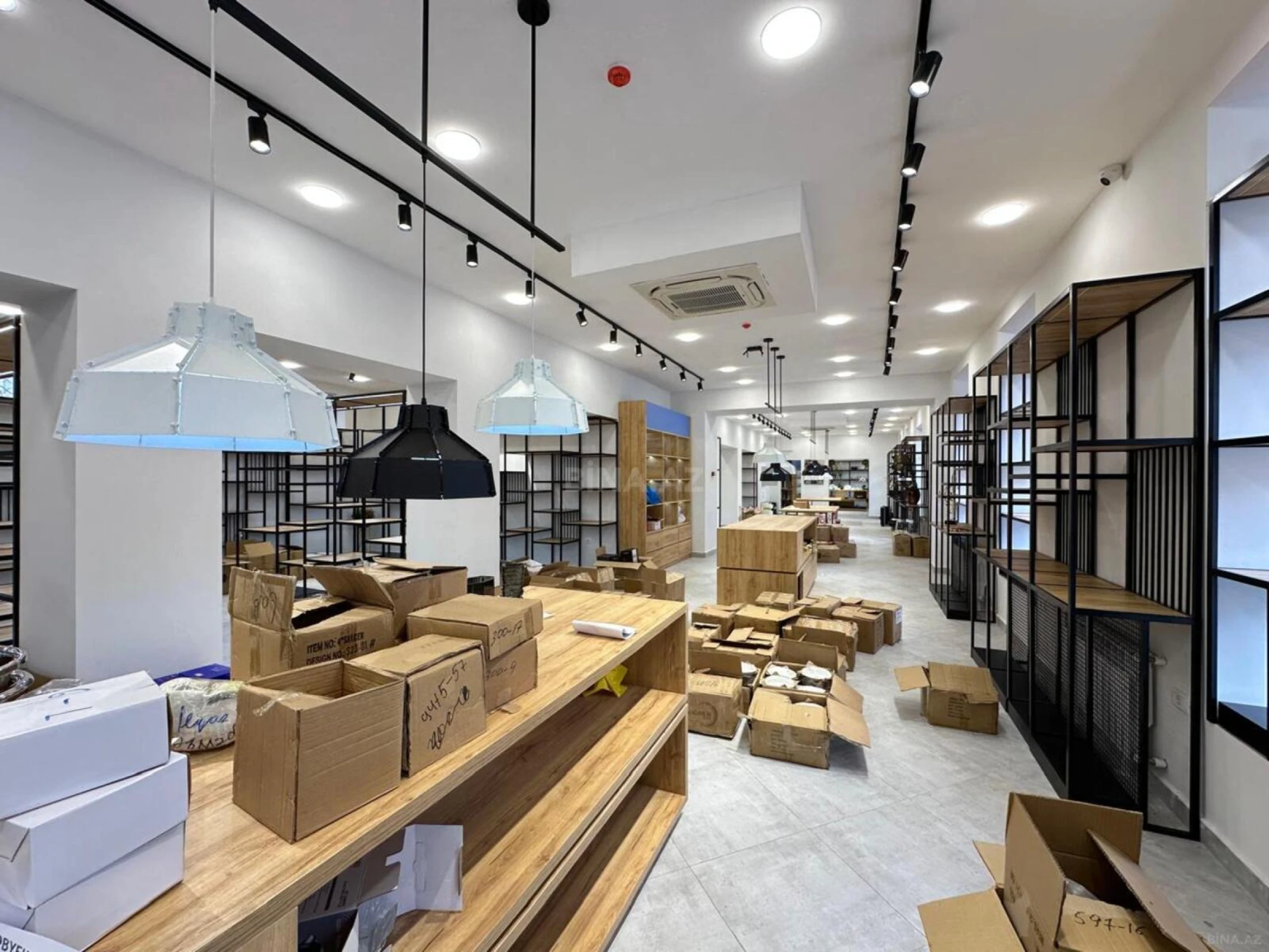 Kirayə verilir obyekt 550 m²