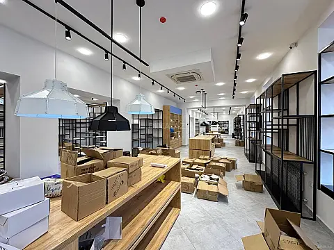 Kirayə verilir obyekt 550 m²