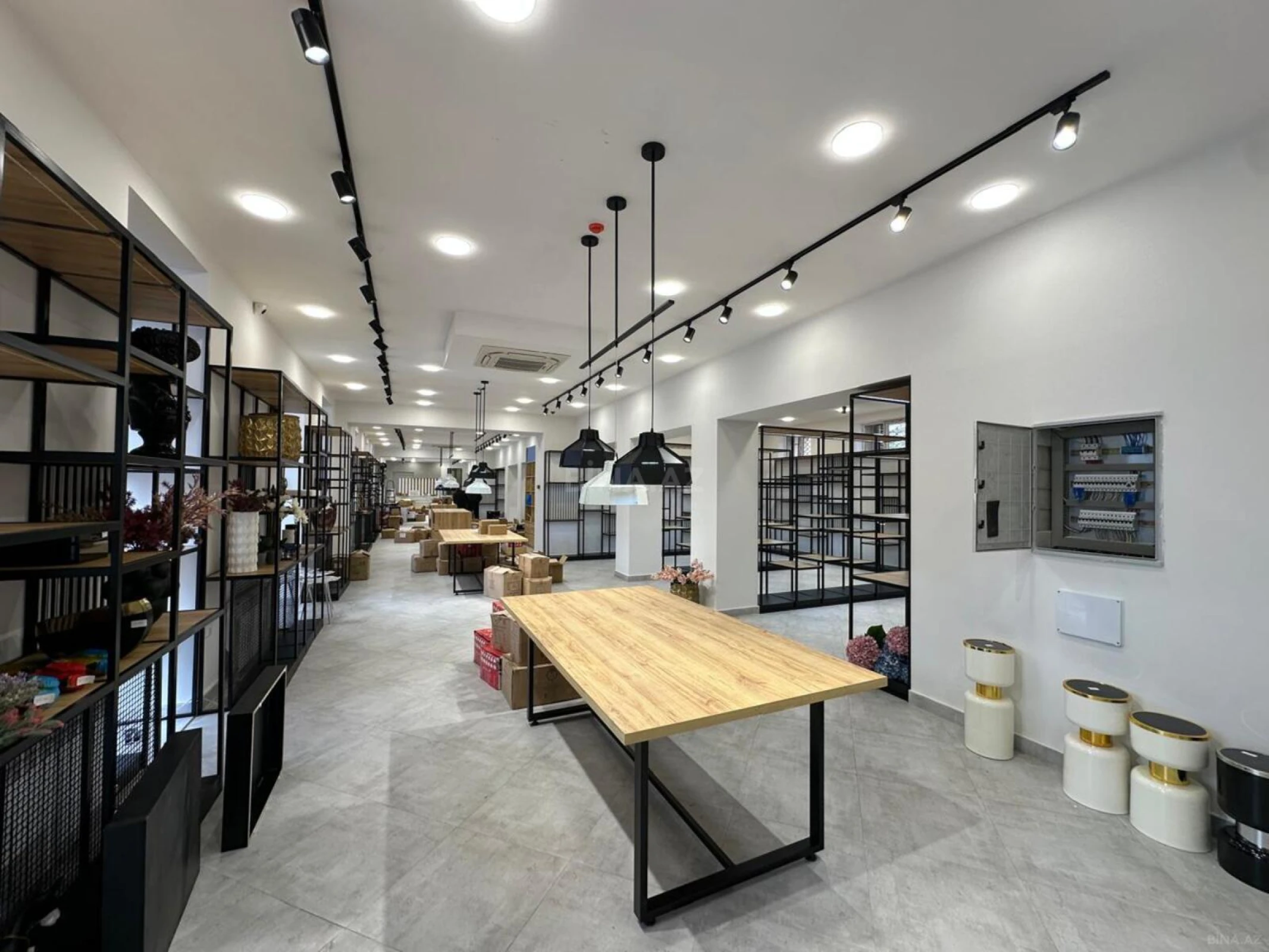 Kirayə verilir obyekt 550 m²