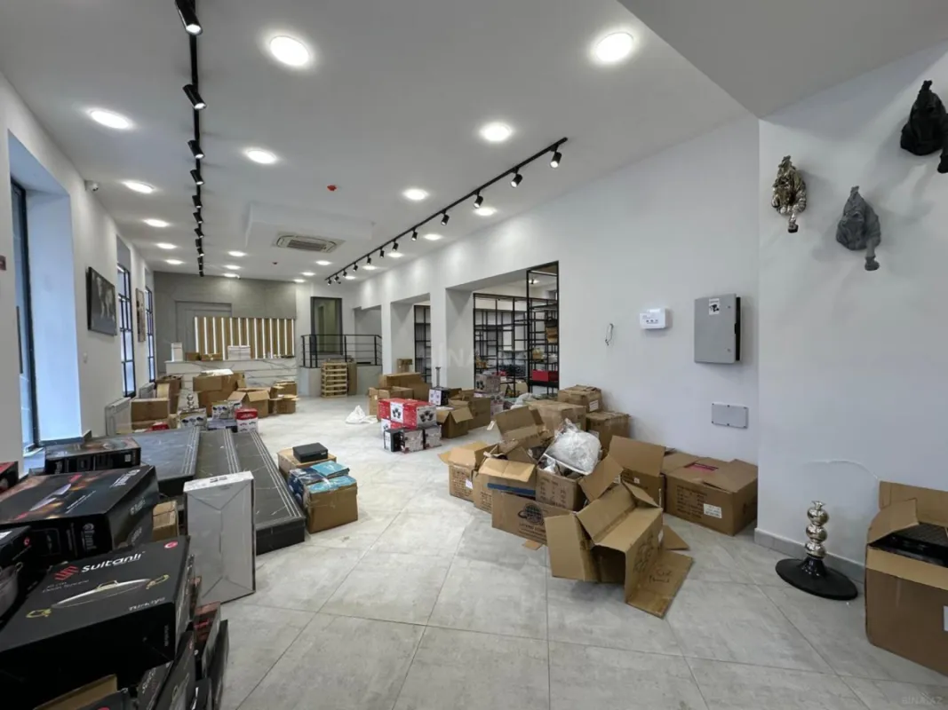 Kirayə verilir obyekt 550 m²