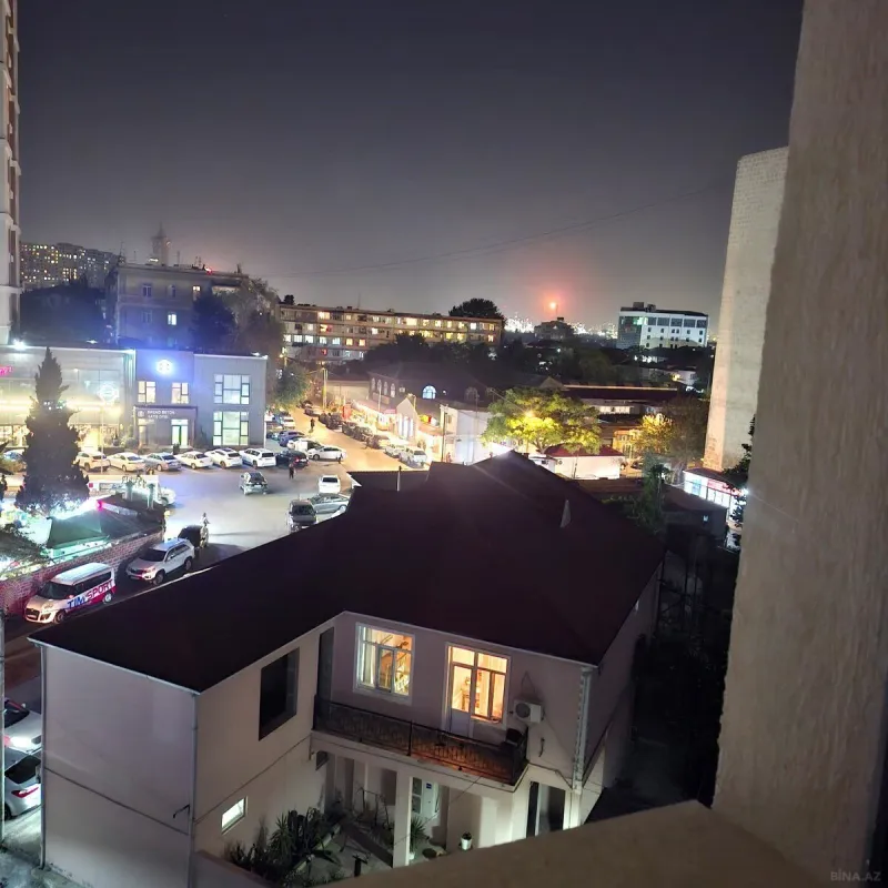 Satılır 2 otaqlı mənzil 92 m²