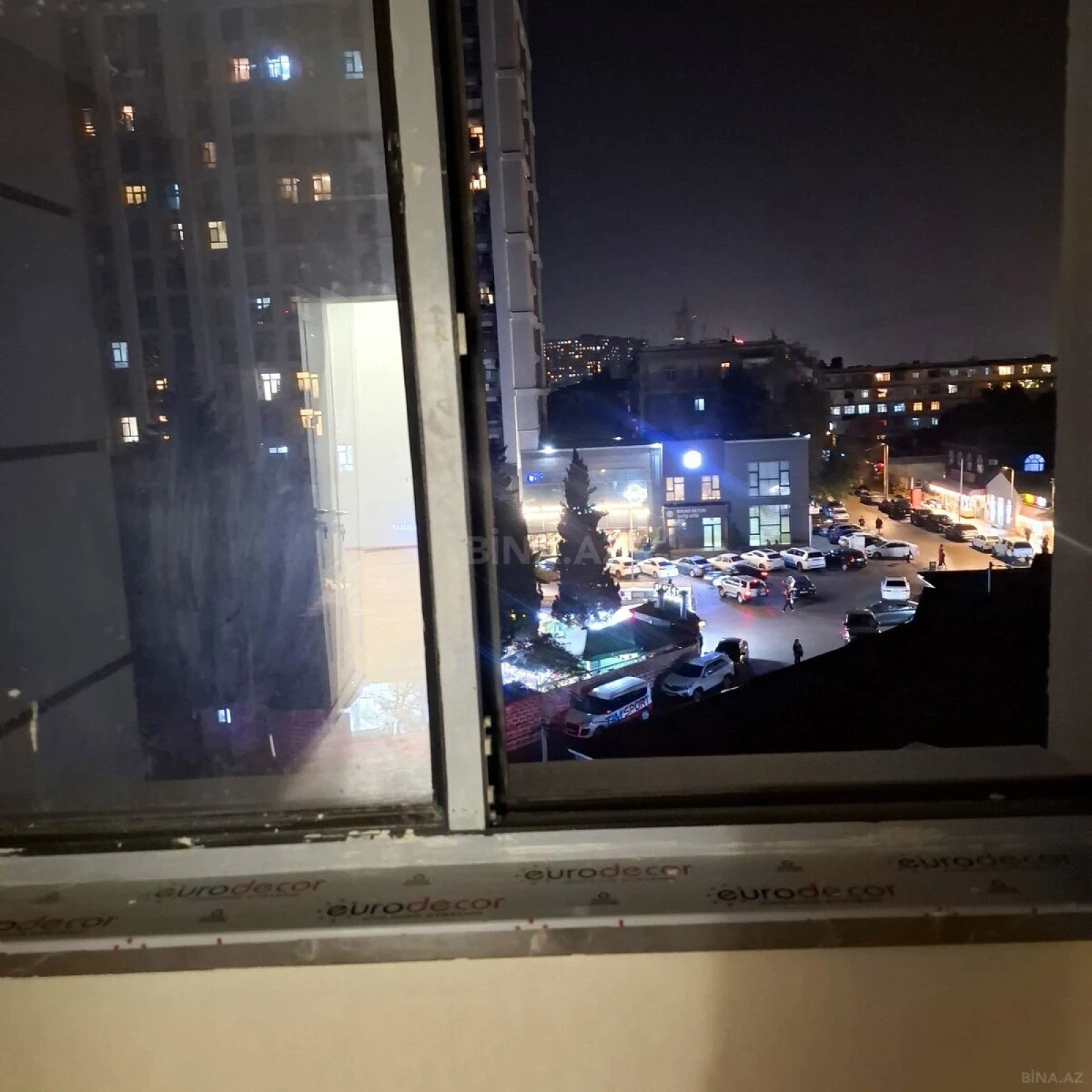 Satılır 2 otaqlı mənzil 92 m²
