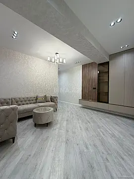 Satılır 3 otaqlı mənzil 107 m²