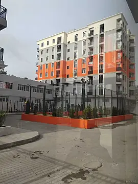 Satılır 4 otaqlı mənzil 143 m²