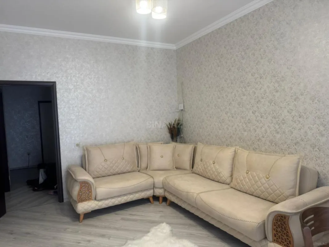 Satılır 2 otaqlı mənzil 84 m²