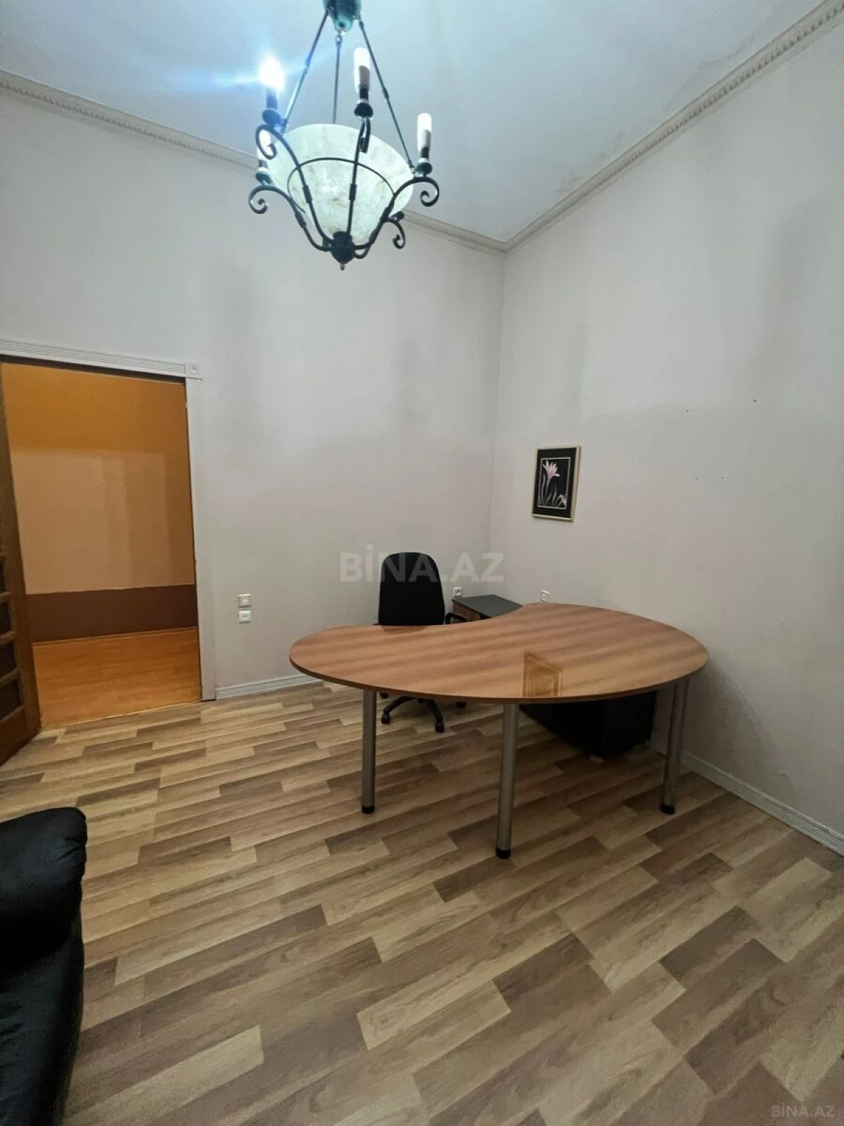 Kirayə verilir 3 otaqlı ofis 100 m²