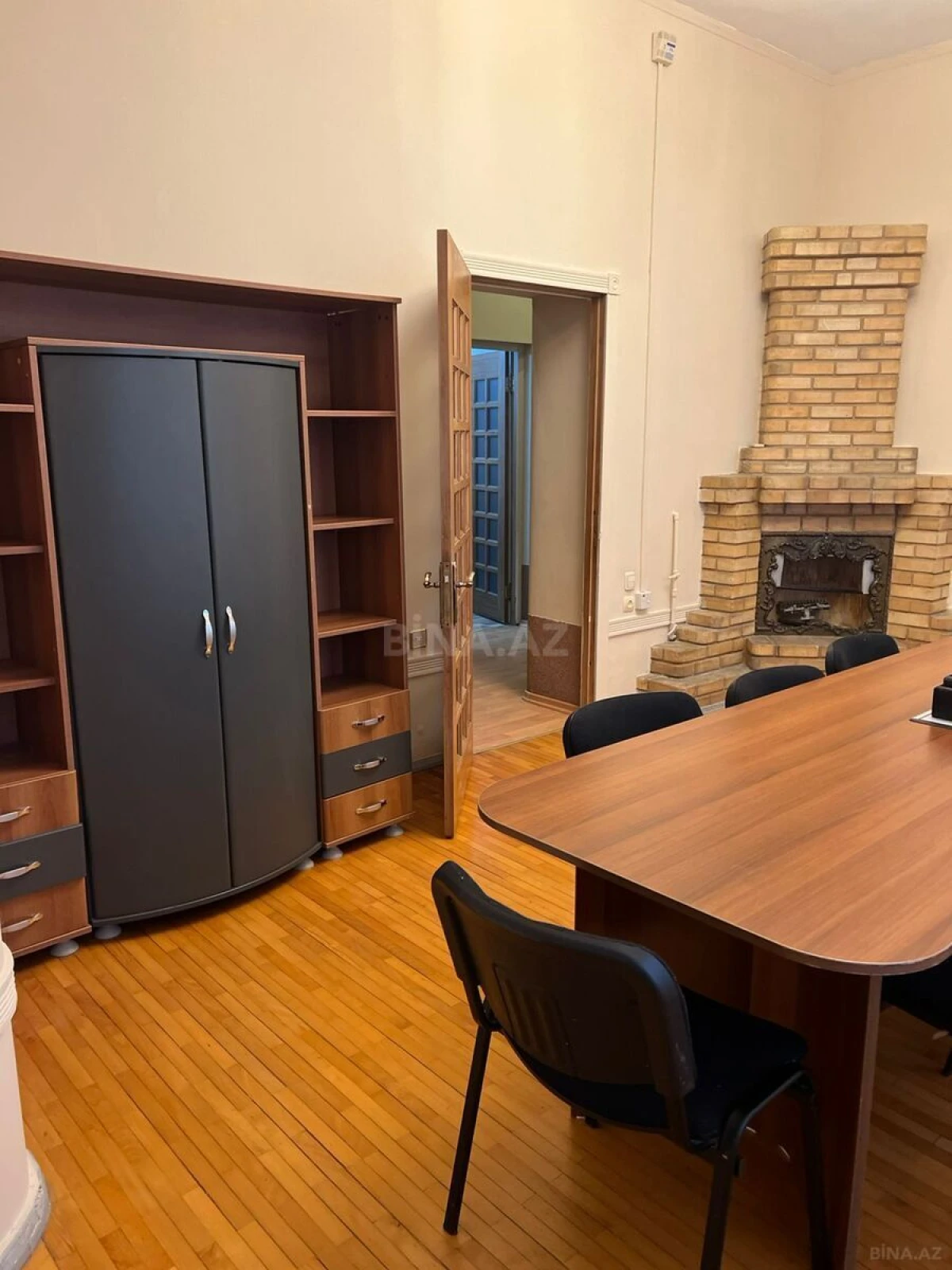 Kirayə verilir 3 otaqlı ofis 100 m²