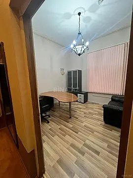 Kirayə verilir 3 otaqlı ofis 100 m²