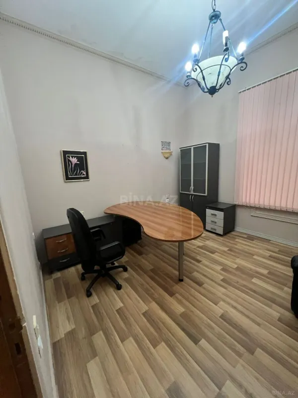 Kirayə verilir 3 otaqlı ofis 100 m²
