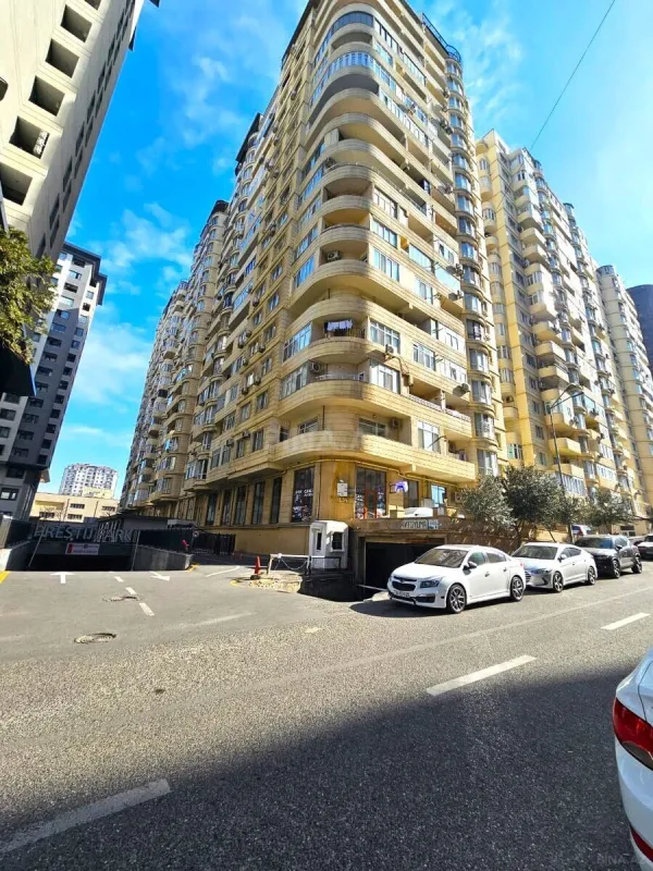 Satılır 3 otaqlı mənzil 100 m²