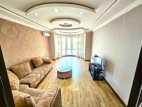 Satılır 3 otaqlı mənzil 100 m²