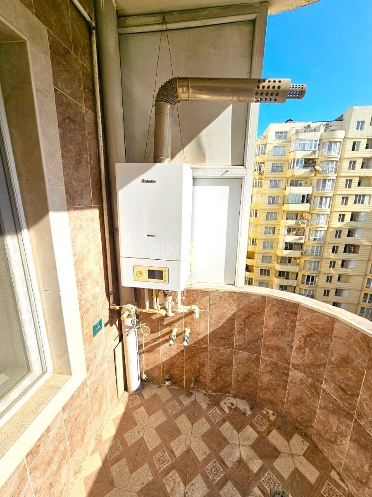 Satılır 3 otaqlı mənzil 100 m²
