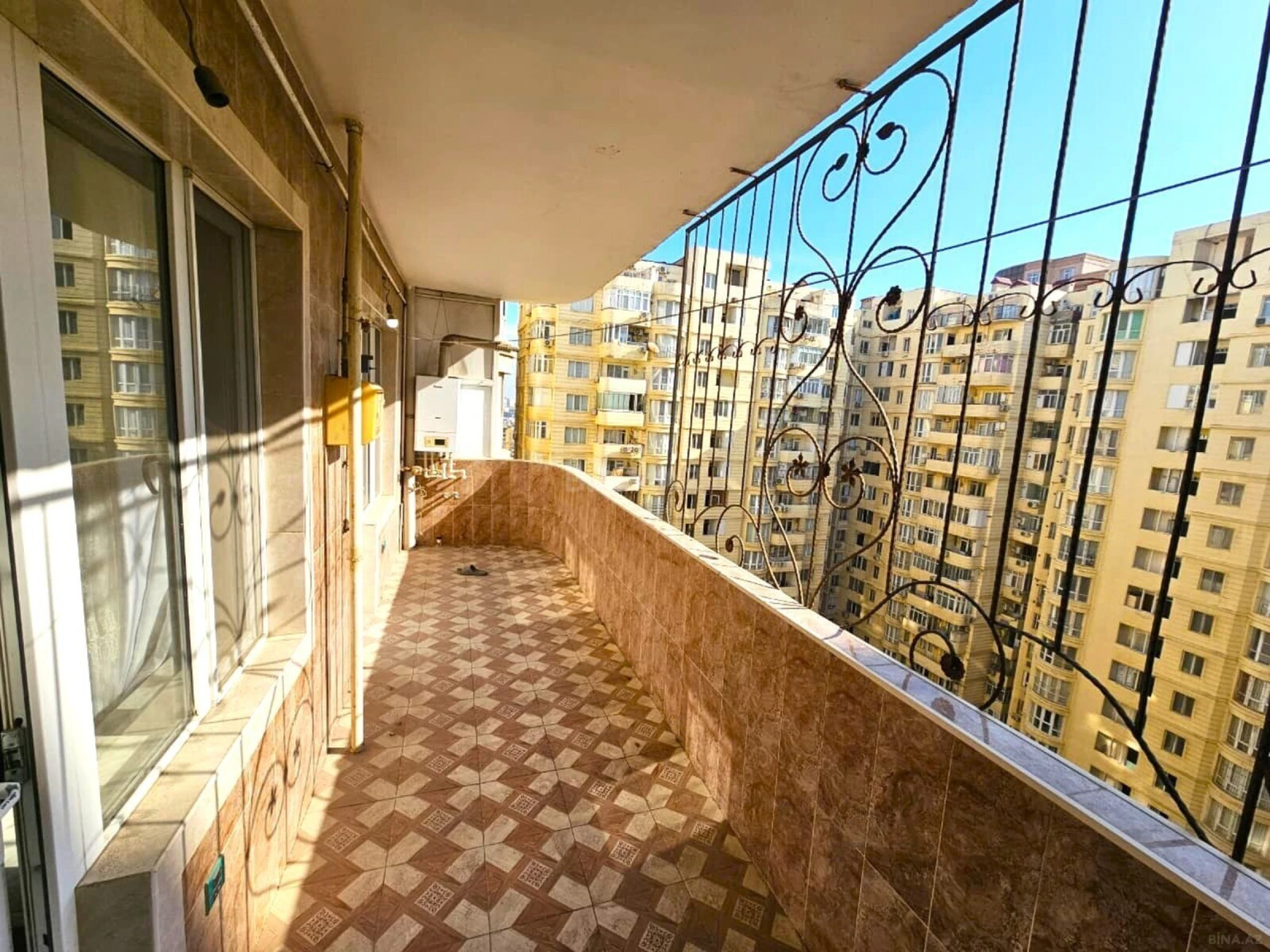 Satılır 3 otaqlı mənzil 100 m²
