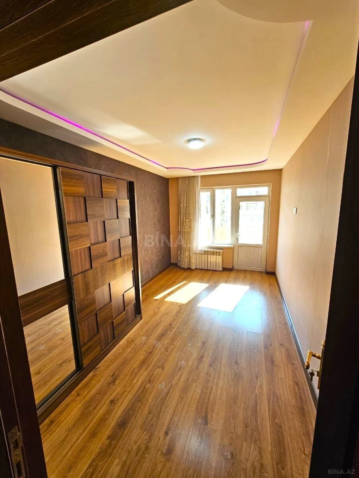 Satılır 3 otaqlı mənzil 100 m²