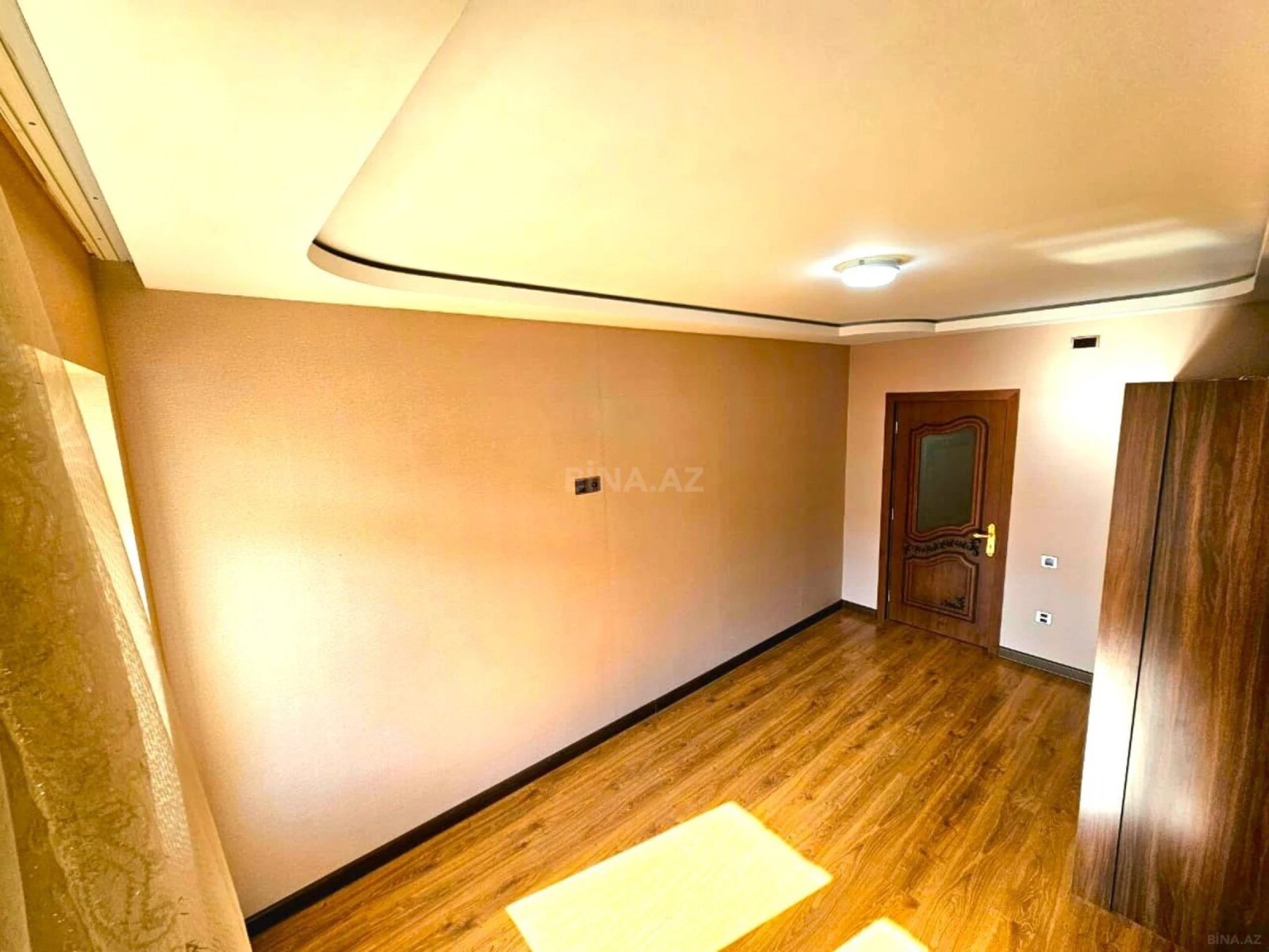 Satılır 3 otaqlı mənzil 100 m²