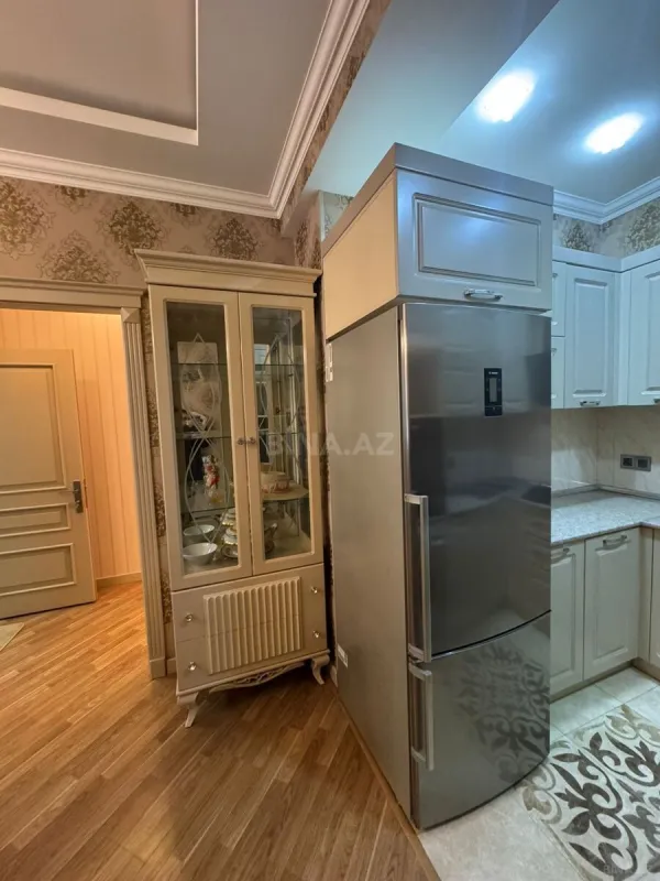 Satılır 2 otaqlı mənzil 70 m²