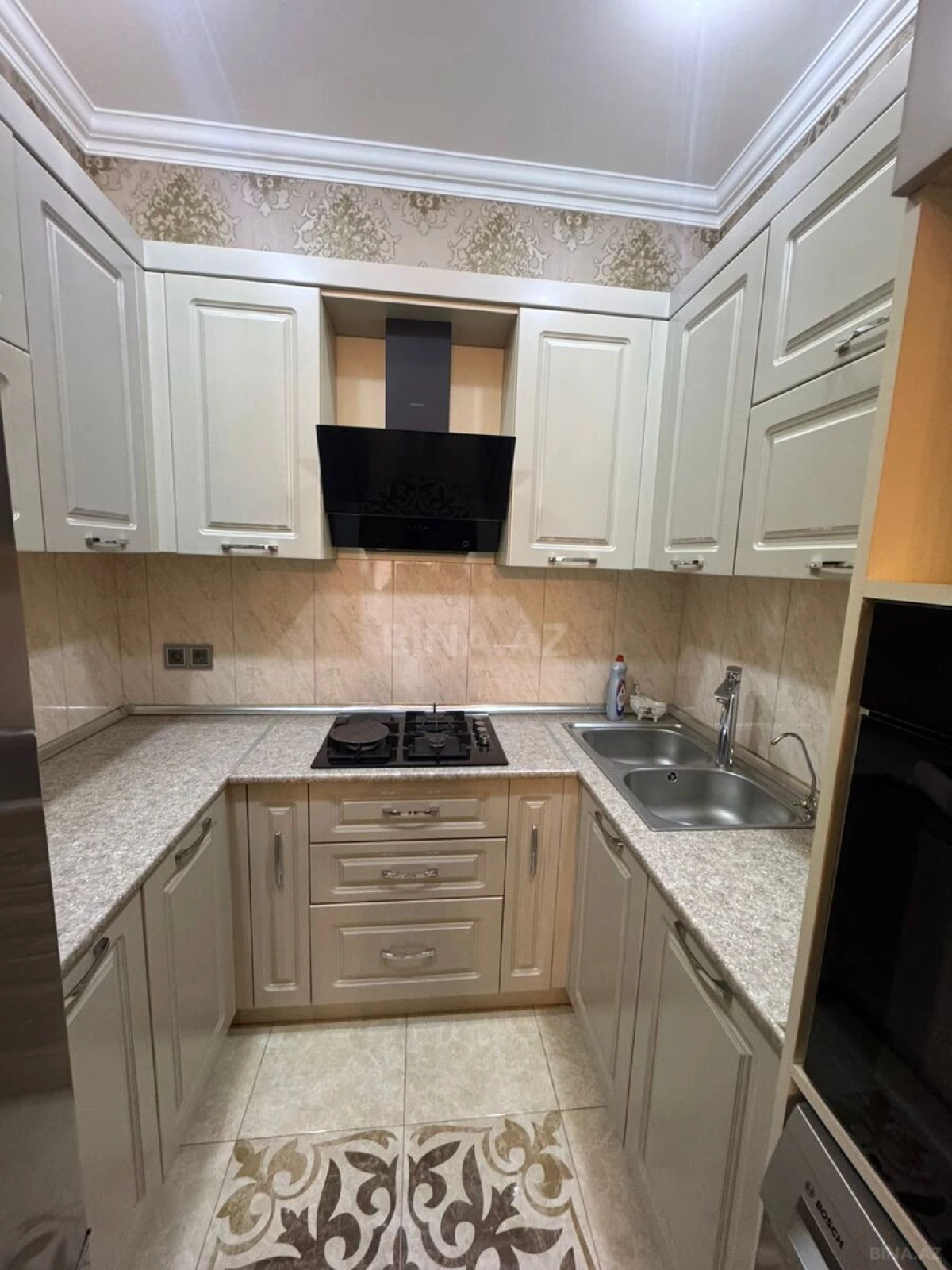 Satılır 2 otaqlı mənzil 70 m²