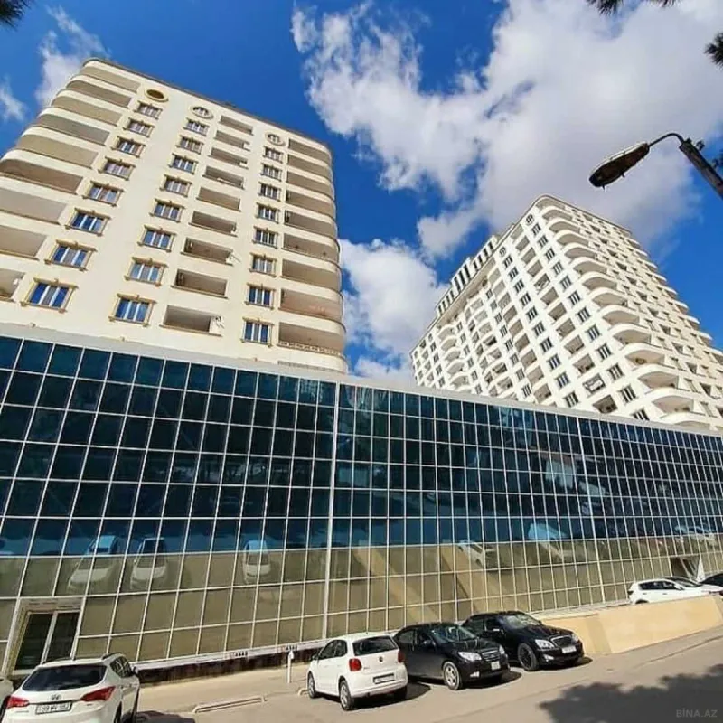 Satılır 2 otaqlı mənzil 70 m²