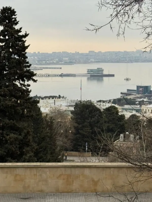 Satılır 2 otaqlı mənzil 55 m²