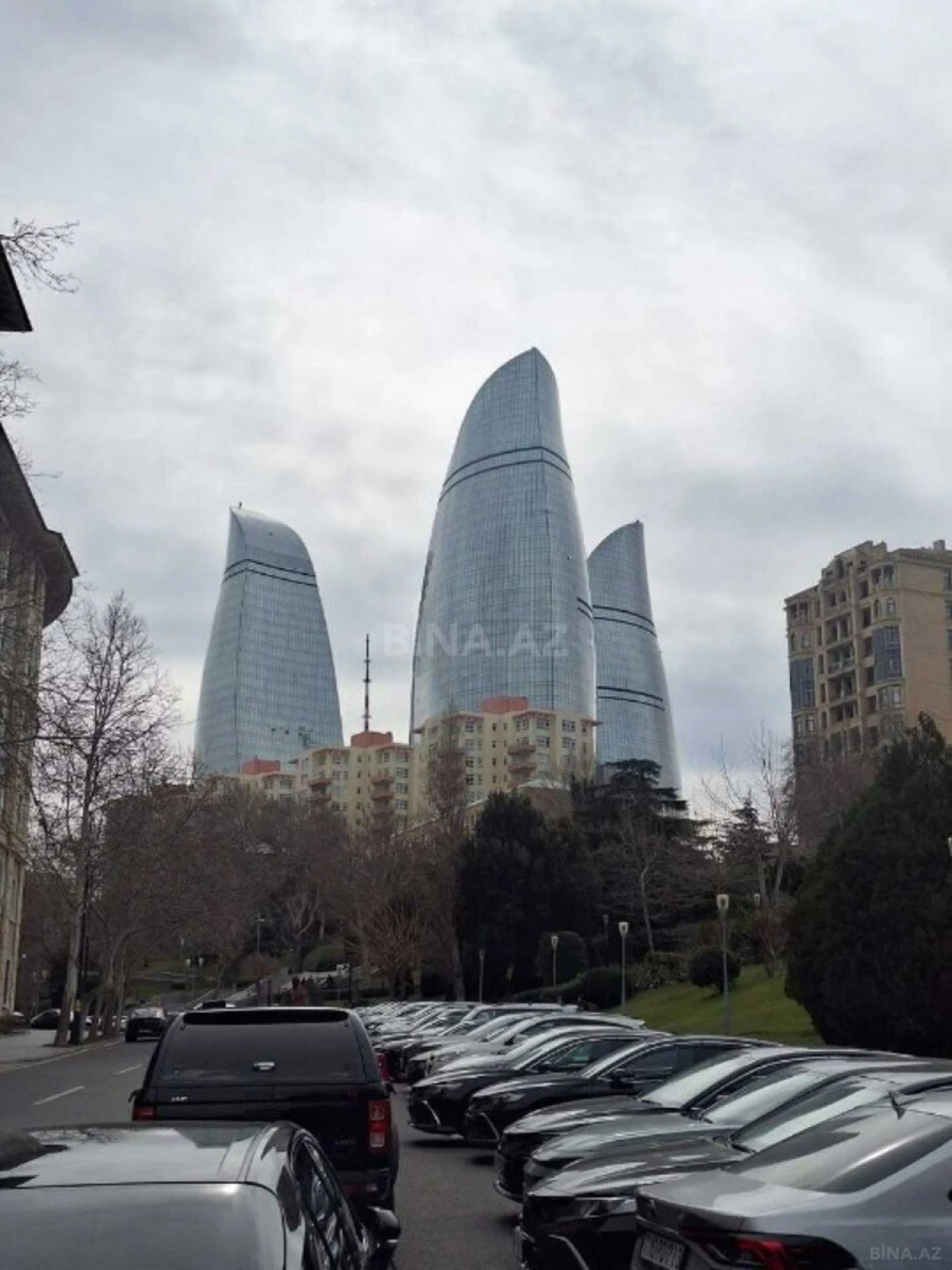 Satılır 2 otaqlı mənzil 55 m²