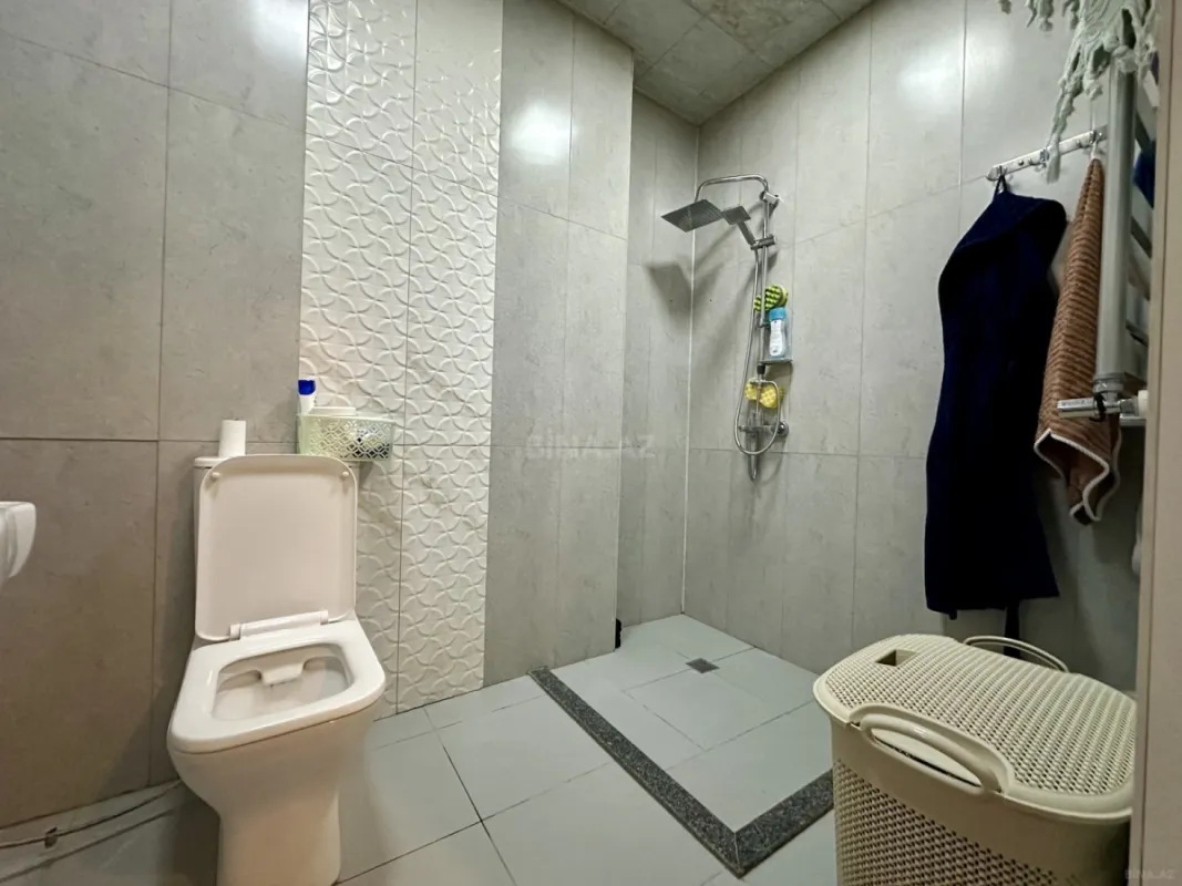 Satılır 2 otaqlı mənzil 90 m²