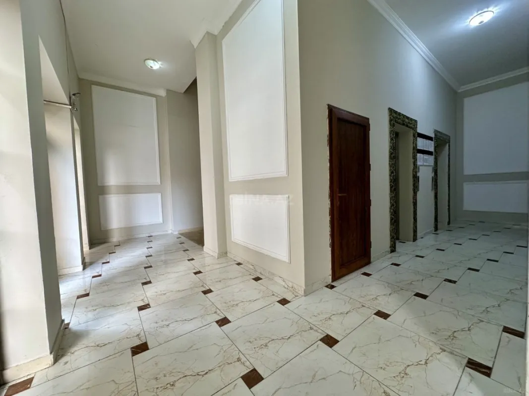 Satılır 2 otaqlı mənzil 90 m²