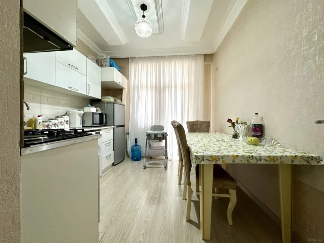 Satılır 2 otaqlı mənzil 90 m²