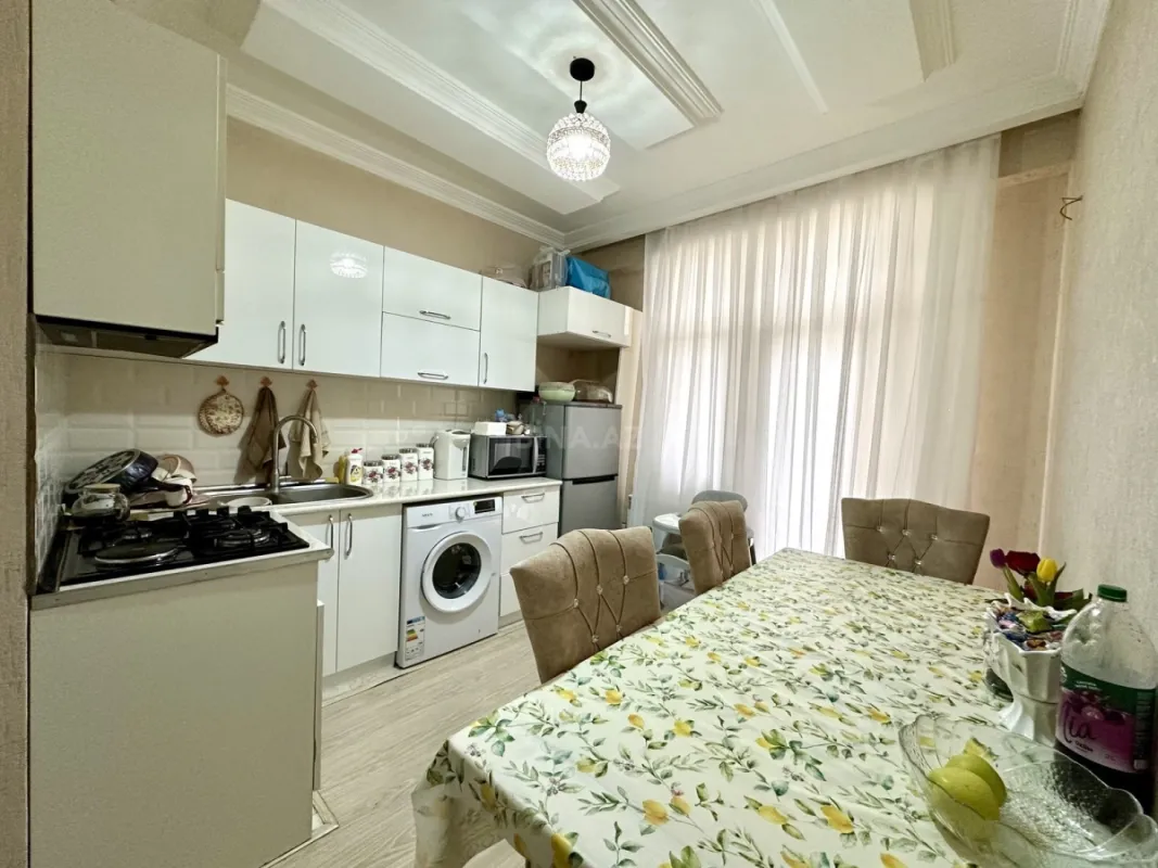 Satılır 2 otaqlı mənzil 90 m²
