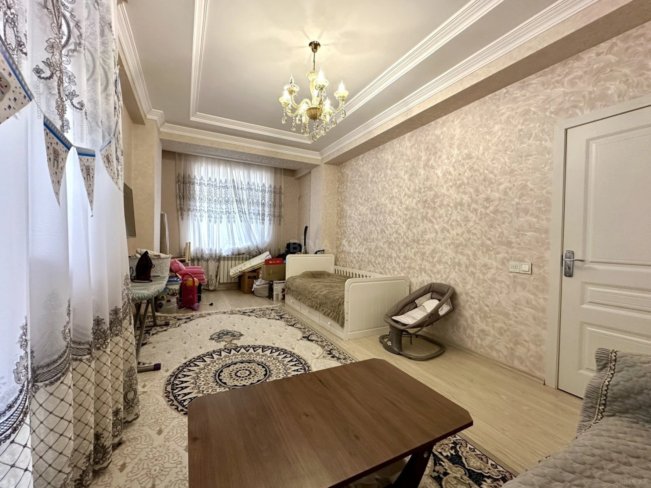 Satılır 2 otaqlı mənzil 90 m²