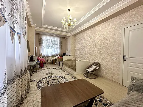 Satılır 2 otaqlı mənzil 90 m²