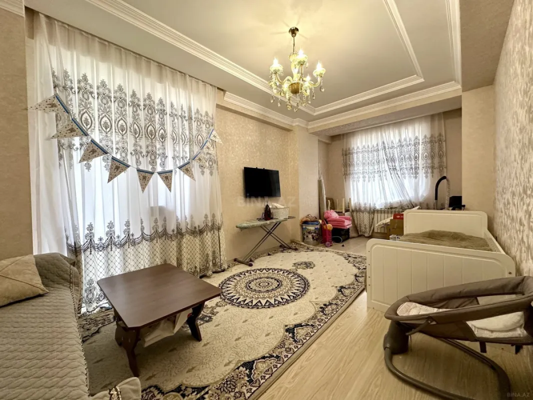 Satılır 2 otaqlı mənzil 90 m²